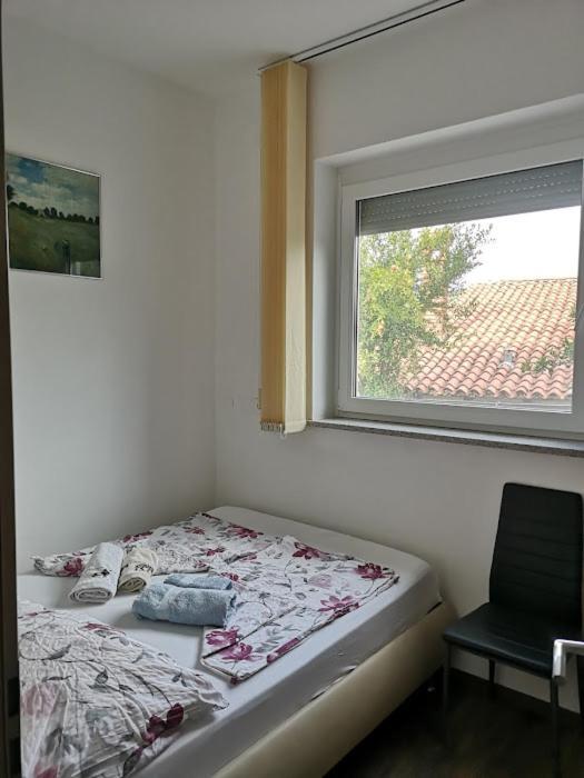 Appartma Katja Gabrovica pri Črnem Kalu Exteriör bild