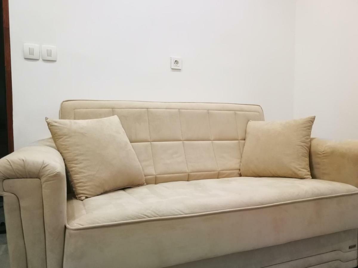 Appartma Katja Gabrovica pri Črnem Kalu Exteriör bild